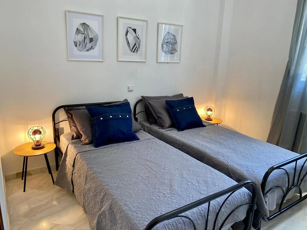 Thalassa - Modern Apartment In Villa With Garden 埃帕诺米 度假居